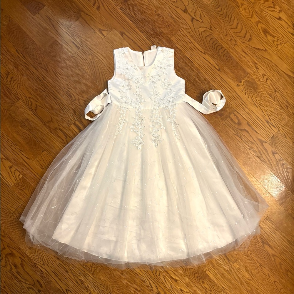 Perfect Halloween Costume Base - White Tulle Dress